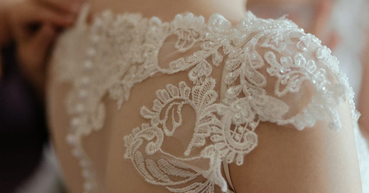 結婚式とタトゥー｜タトゥーがあっても式は挙げられる。隠す・伝える・会場確認の全体像