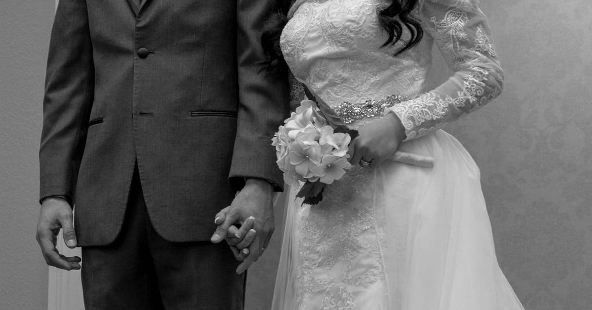 写真だけの結婚式は非常識?実施率16.3%の実態と費用・報告・お祝いの受け方まで のヒーロー画像